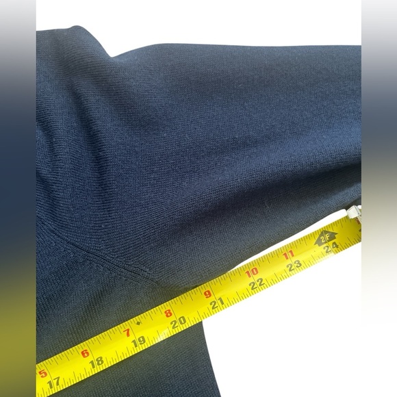 J Crew Men’s Wool Blend Long Sleeve Navy Sweater Size Large - Picture 4 of 5